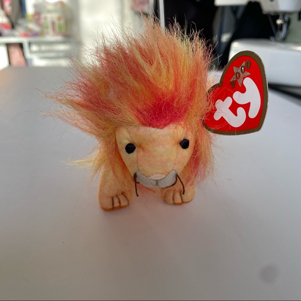 Bushy the Lion Teenie Beanie Baby yr 2000